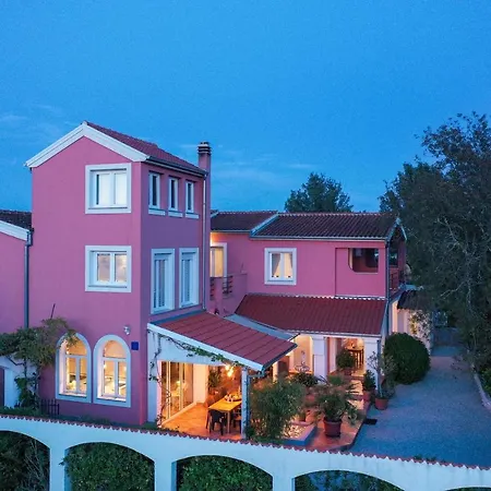 Villa Arta *
